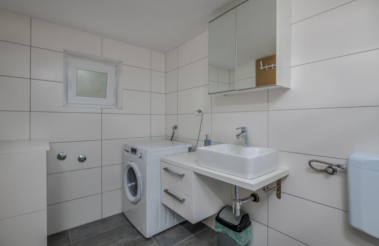 Apartments D Krk Town Bagian luar foto