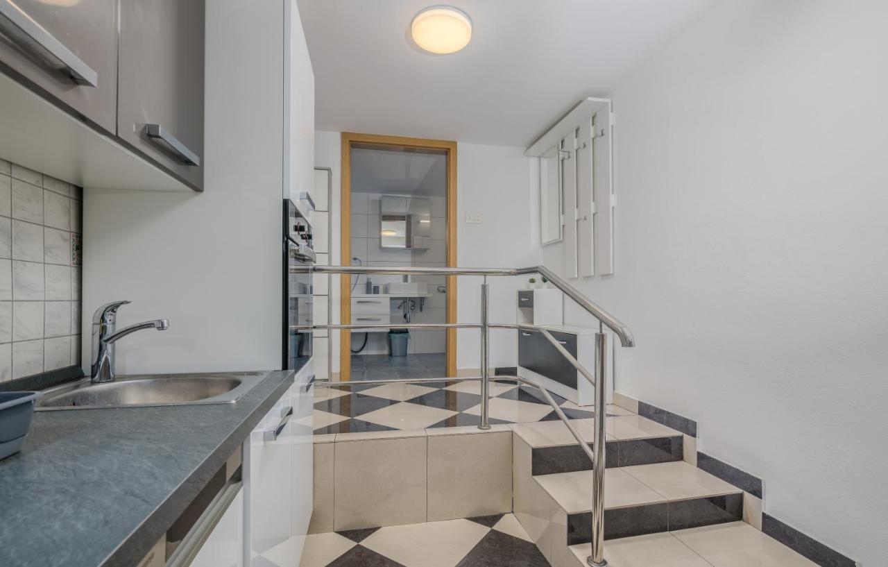 Apartments D Krk Town Bagian luar foto