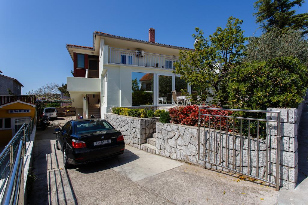 Apartments D Krk Town Bagian luar foto