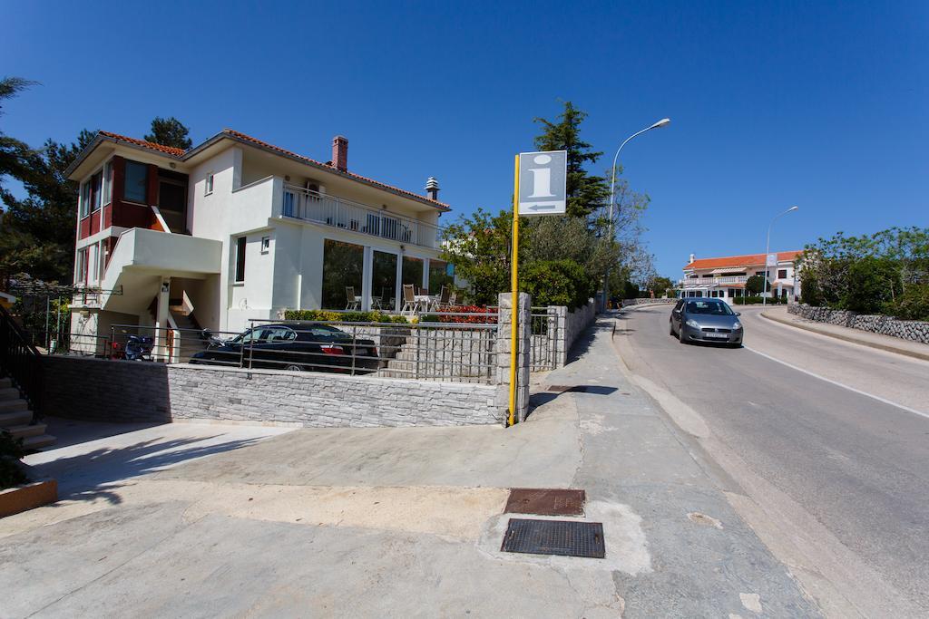 Apartments D Krk Town Bagian luar foto