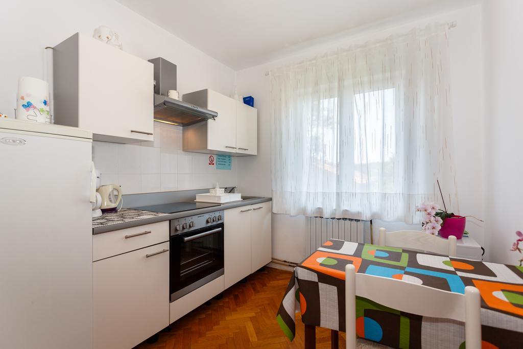 Apartments D Krk Town Bagian luar foto